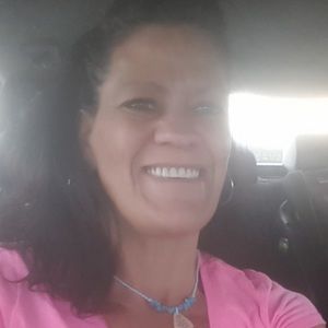 Meet your Posher, Dena